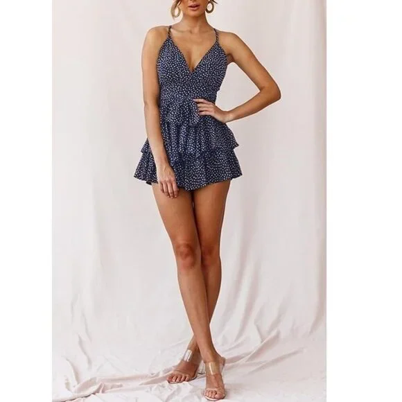 NIP Fixmatti Cute Spaghetti Strap V Neck Backless Ruffle Skirt Romper - Small - Picture 4 of 13